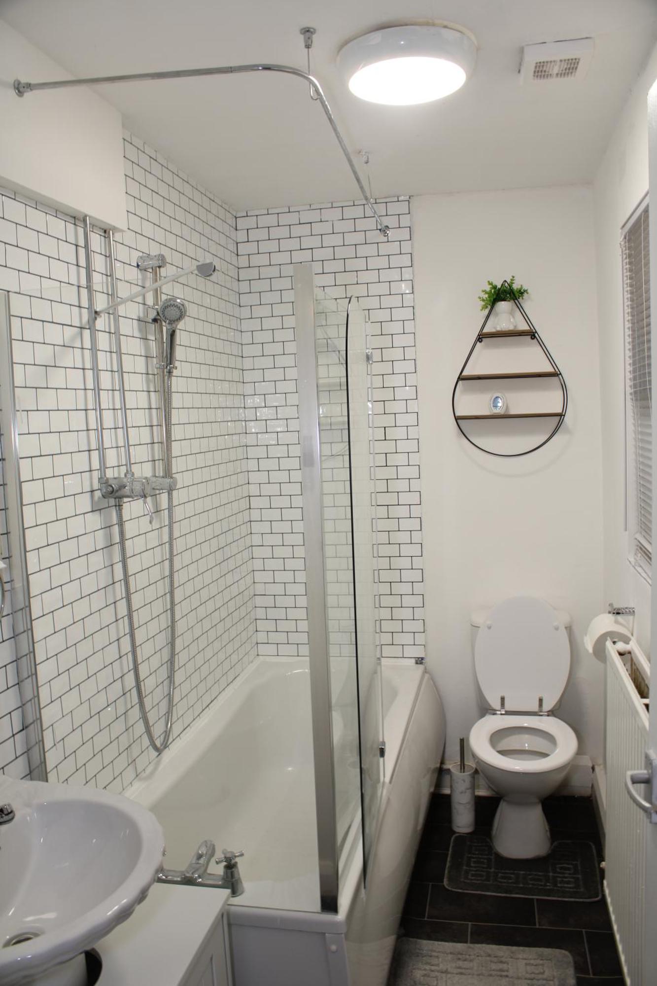 F2S Serviced Apartments 2Bedroom Terrace House With Free Wifi Netflix Suitable For Contractors Walking Distance To Train Station ดาร์บี ภายนอก รูปภาพ